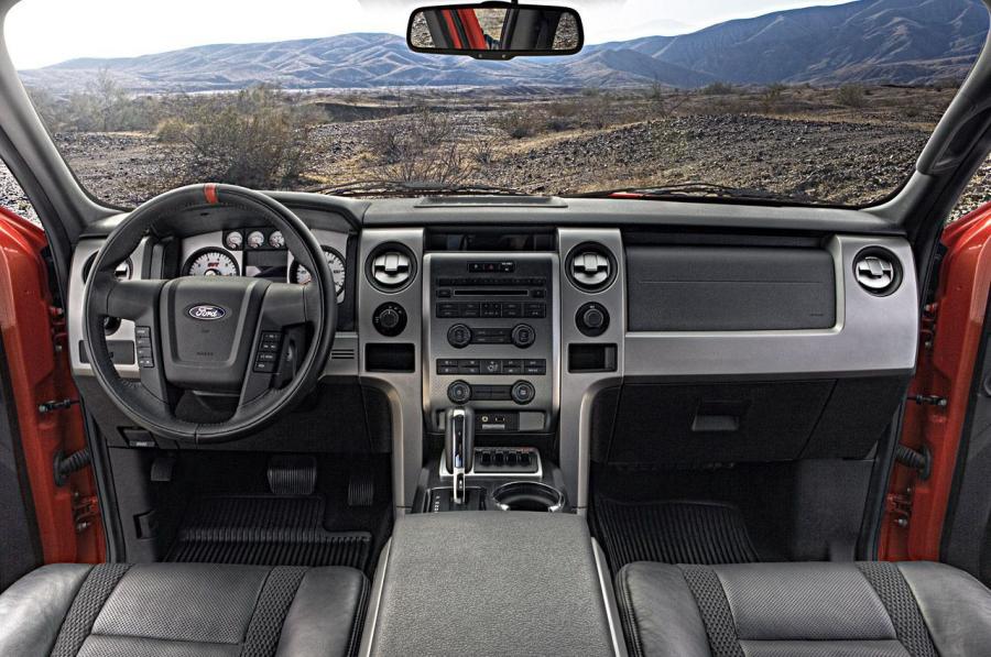  Ford F-150 SVT Raptor 2010 года  (фото 241 из 295)